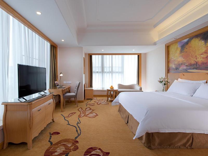 Vienna International Hotel Shenzhen Hua'Nan City Exterior photo