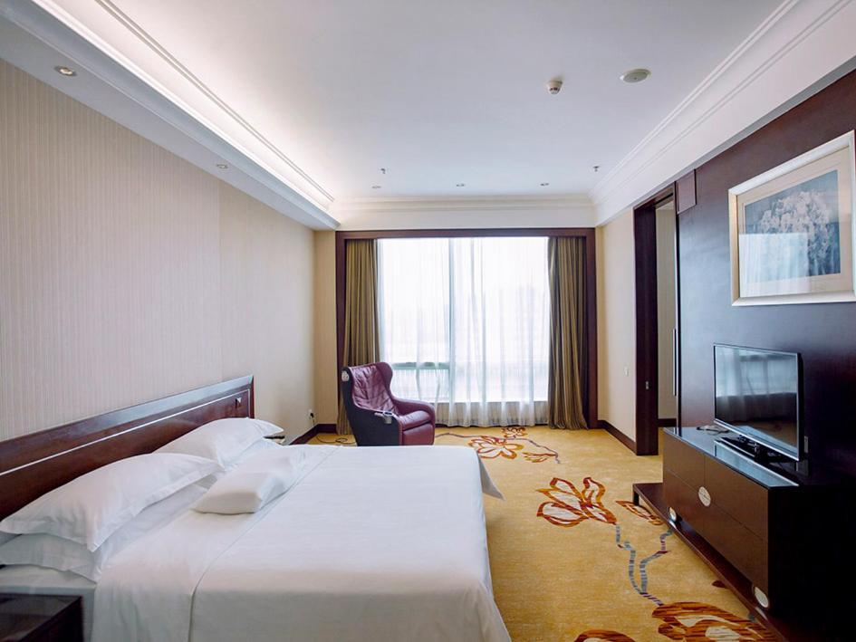 Vienna International Hotel Shenzhen Hua'Nan City Exterior photo